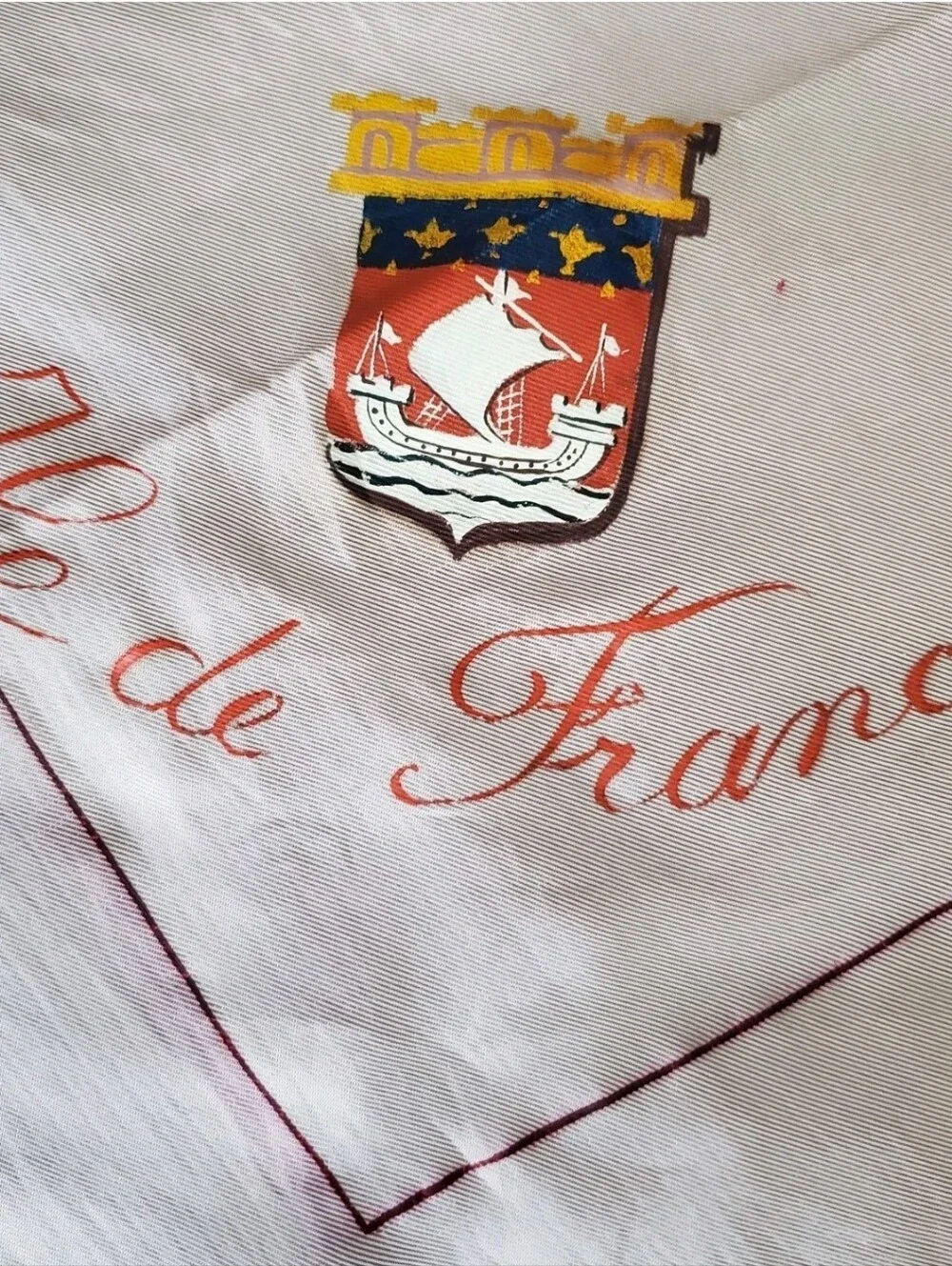 Vtg Ile De France Scarf White Silk Square Souvenir Crest Coat Of Arms 34x34